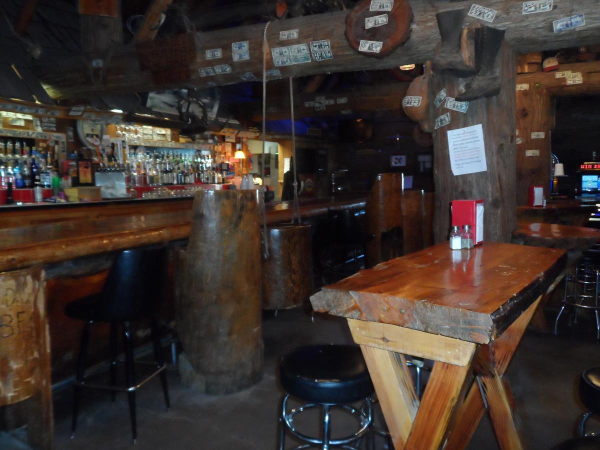 The Jack Saloon Motell Lolo Exteriör bild